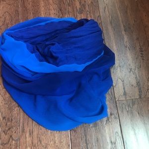 🧣Ombré infinity scarf from express!